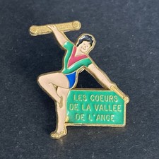 Pin's Sport Twirling Majorette