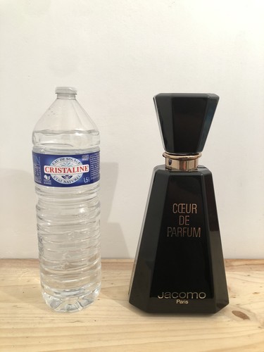Factice grand flacon - -, jacomo