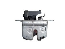 Accrochage serrure capot