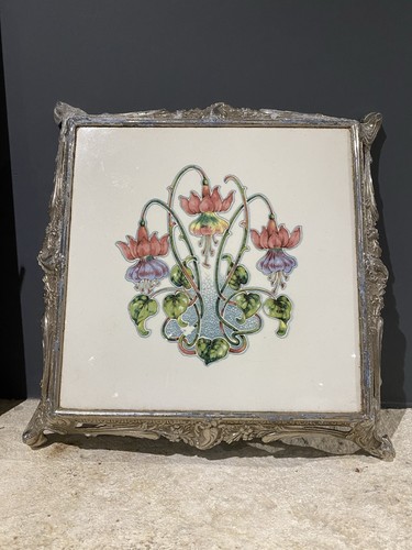 Dessous plat ancien - dessous,
