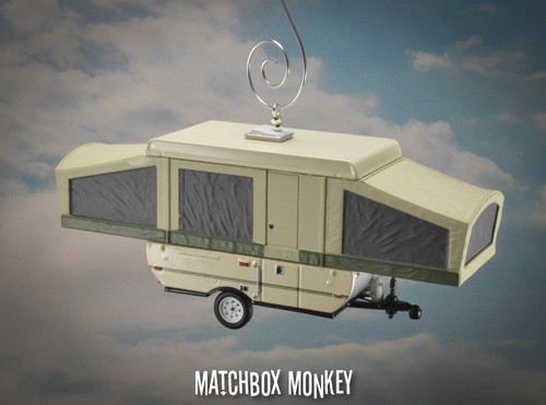 Pop camper christmas - up,