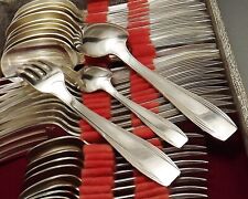 CHRISTOFLE MODELE LOTTI MENAGERE ART DECO 36 PIECES METAL ARGENTE VERS 1950