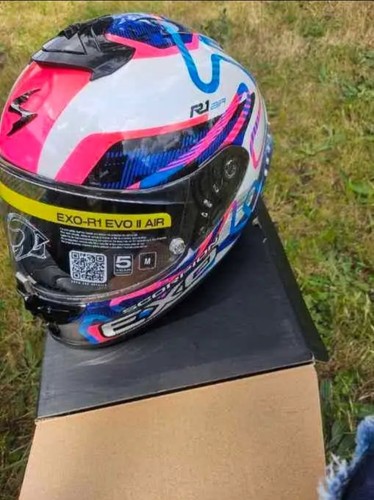 Casque moto taille neuf - m,
