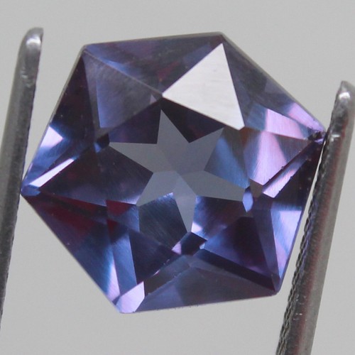 Alexandrite changement de - à,