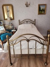 Lit 90 cm + sommier + matelas