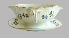 Ancienne Saucière en porcelaine  Gras Maigre avec son dormant Décor aux barbeaux