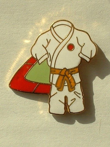 Pin judo kimono - pin's, ceinture