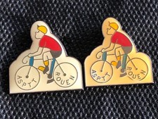  2 d PIN PINS ENAMEL POSTE PTT ASPTT ROUEN VELO BICI