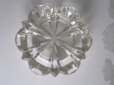 Cendrier / vide-poche en verre