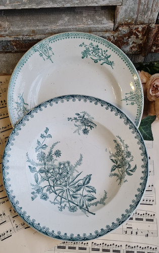 Anciennes assiettes plates - 2,