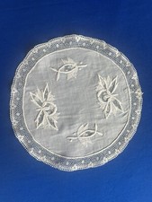 broderie main fond de coiffe