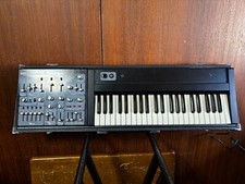 Synthétiseur analogique