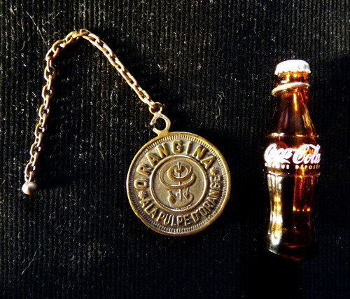 Porte cles orangina ancien - porte, et