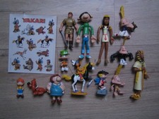 lot figurines bandes dessinées divers personnages