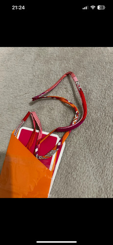 Lien soie spaghetti hermès - hermès, 70