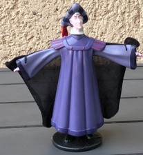 Figurine Frollo McDonalds, Le