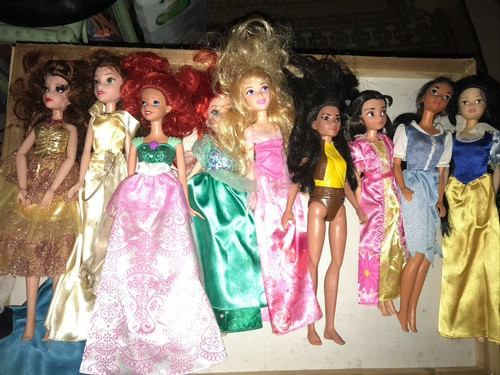 Vds lot poupées barbies - lot, 11
