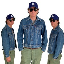 Taille 42US. Veste Levis