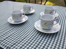 LIMOGES -THARAUD- 4 Tasses à café + soucoupes signées.