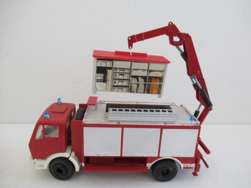 Mercedes pompiers konrad - mercedes,