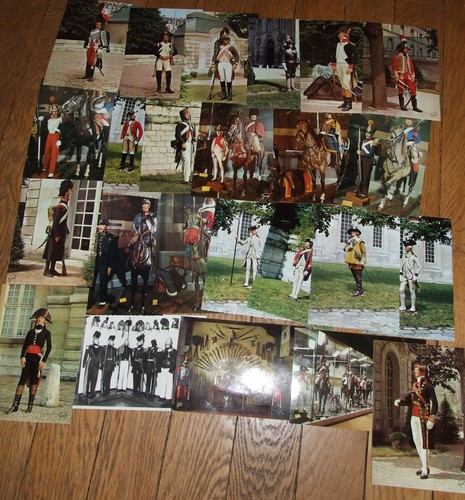 Cartes postales uniformes - 24,