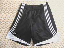 Short Adidas Noir et blanc