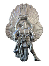  PIN'S MOTO/  SIGLE  HARLEY DAVIDSON   /   3 cm  x  5 cm    /  SUPERBE