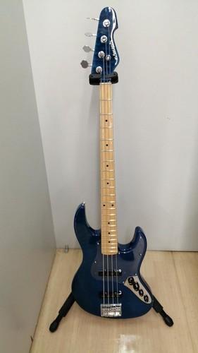 Guitare basse électrique