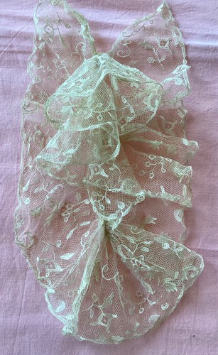 Dentelle ancienne superbe col - dentelle,