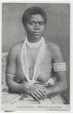 OCEANIE  NOUVELLE-CALEDONIE :    FEMME  DE KOUMAC. RACHE EDITEUR NOUMEA