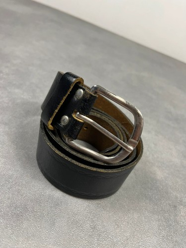 Ceinture cuir noir motifs