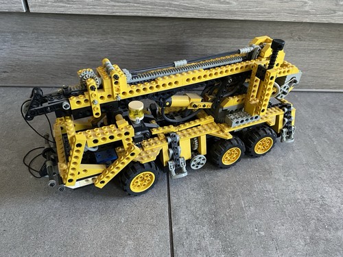 Lego technic camion grue