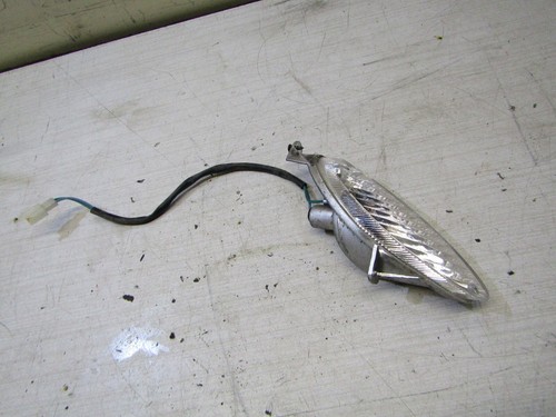 Clignotant avant gauche - ,