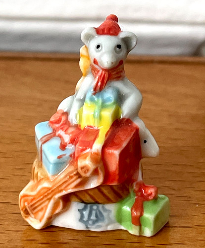 Rare fève noël - noël, lapin