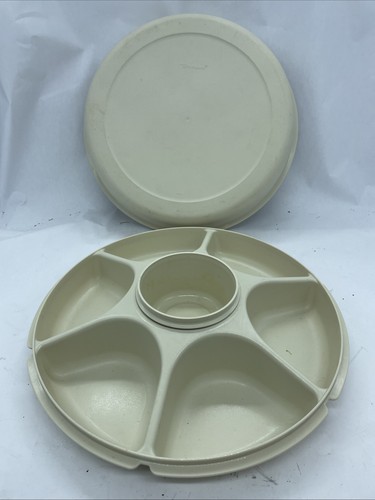 Tupperware serving center - serving,