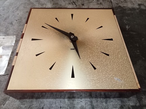 Ancienne pendule synchrone