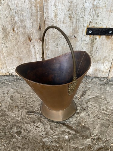 Ancien seau charbon cendres - a,