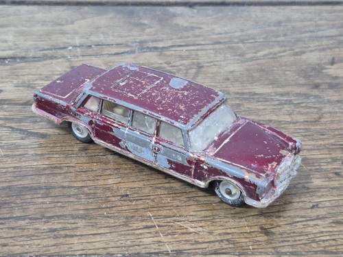 Voiture miniature mercedes - voiture,