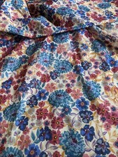 COUPE  TISSU COTON TISSE TEINT FLEURI