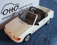 Voiture miniature au 1/18: FORD Escort XR3i cabriolet de Ottomobile OT398 en BO.