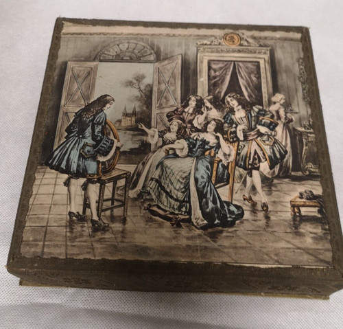 Superbe ancienne boîte tissu