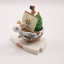 Going Merry One Piece Coca Cola Mini Figurine Version Noël Japon Anime 2005