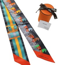 Foulard HERMES en soie sergé