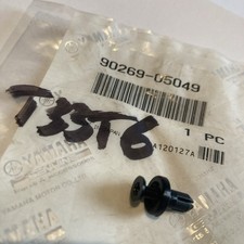 Yamaha 90269-05049 rivet clip