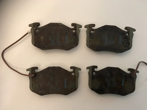 Plaquettes frein avant à - de,