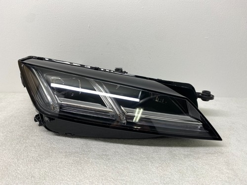 Audi phare avant droit - 8s,