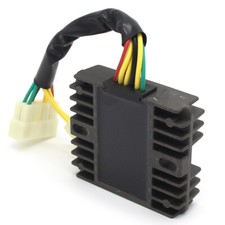 Régulateur de tension pour