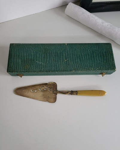 Ancienne pelle tarte - ancienne,