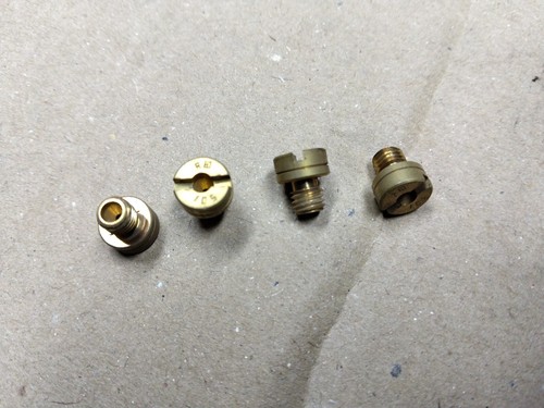 Lot gicleur 105 - 4,