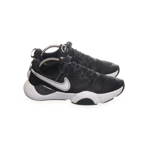 Nike chaussures - nike,,